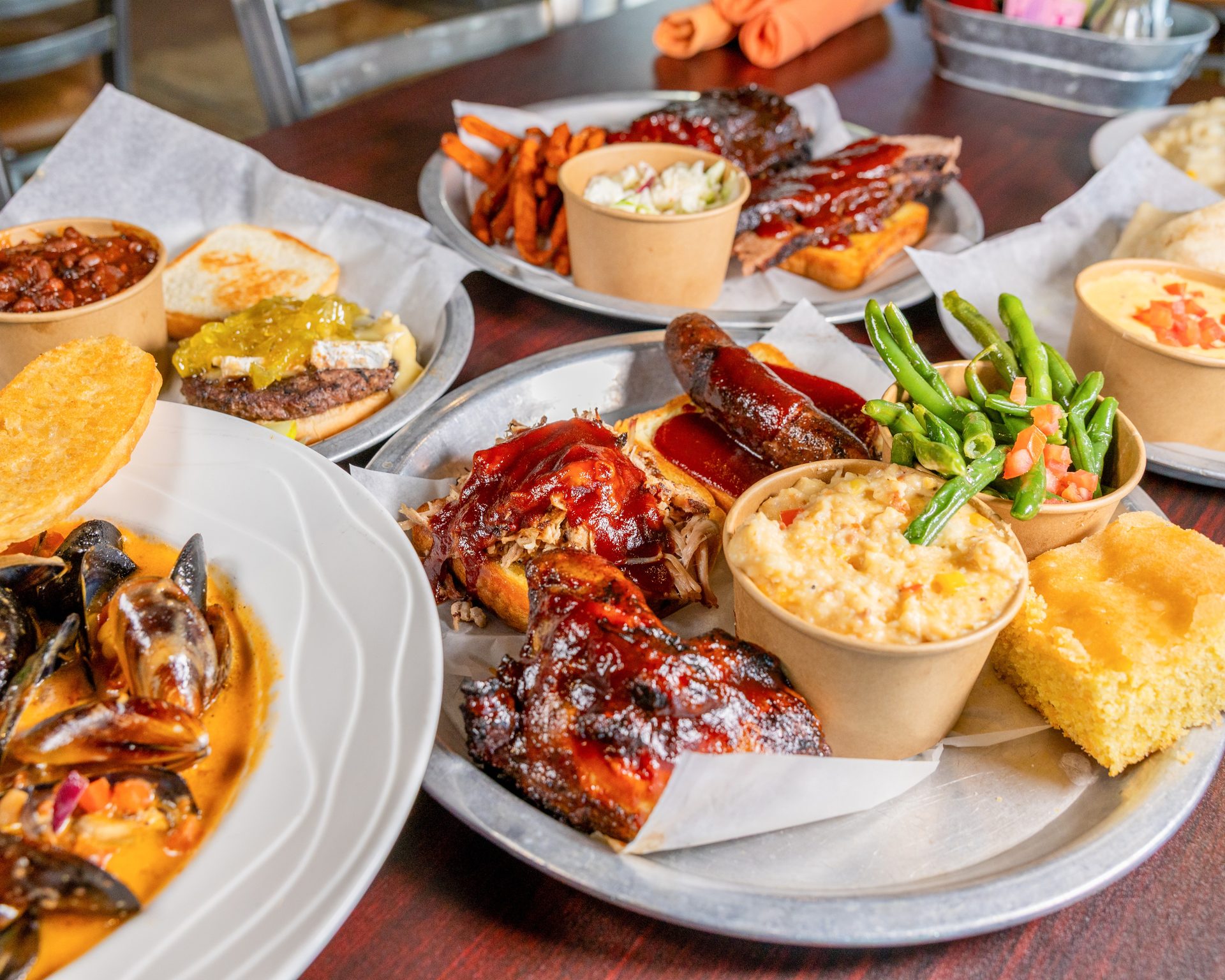 Ordering for a Crowd?